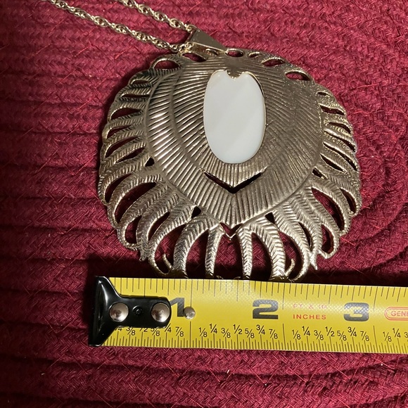 🌸Kendra Scott Lennox Feather Necklace - Picture 6 of 7